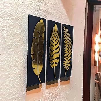GOLDEN LEAF WITH WOODEN BACKGROUND|WALL ART|WALL DECOR|HOME DECOR|ALL ROOMS DECOR | BLACK